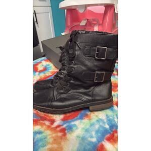 Black Fashion Boots w/ Buckles